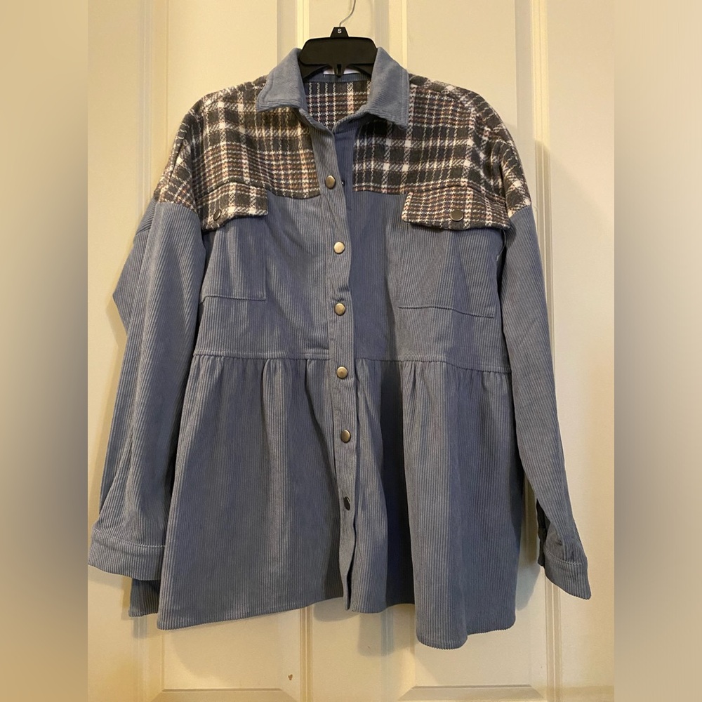 NWOT Plaid Accent Blue Women's Jacket